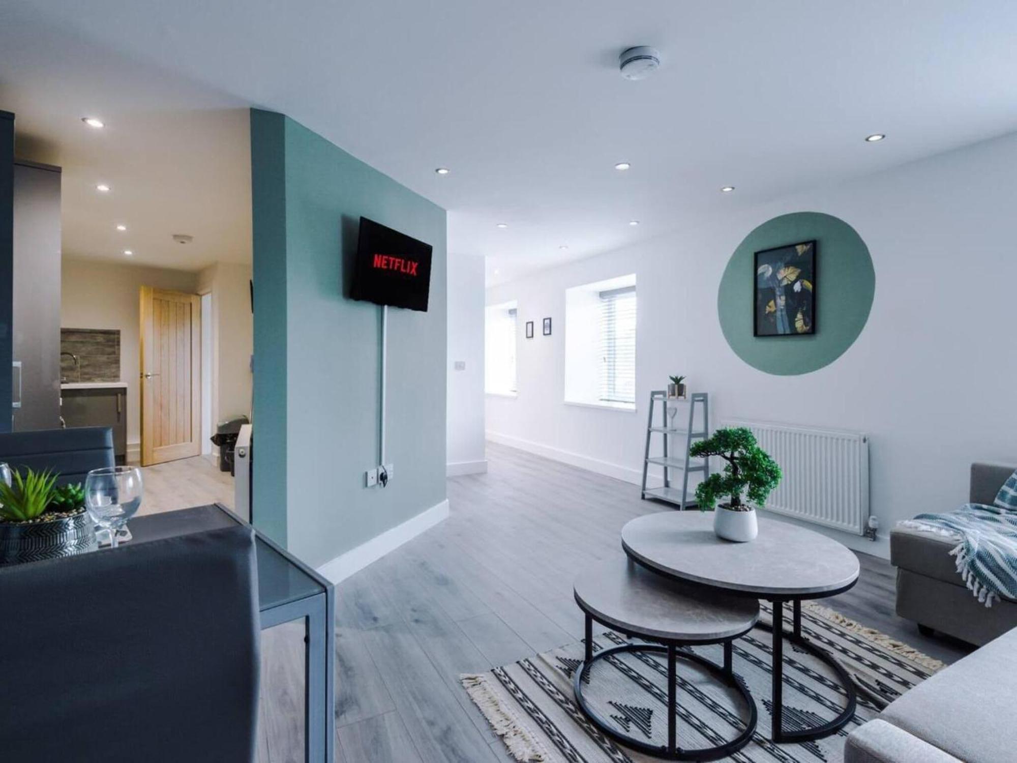 The Ecclesian Deluxe Apartments Near Trafford Centre Eccles Train Station Manchester Eksteriør billede