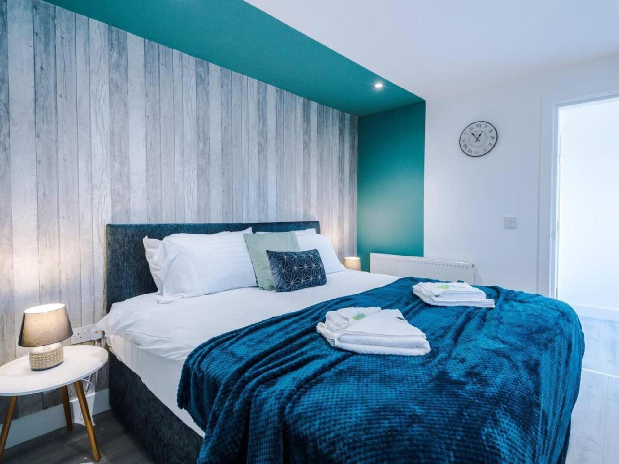 The Ecclesian Deluxe Apartments Near Trafford Centre Eccles Train Station Manchester Eksteriør billede
