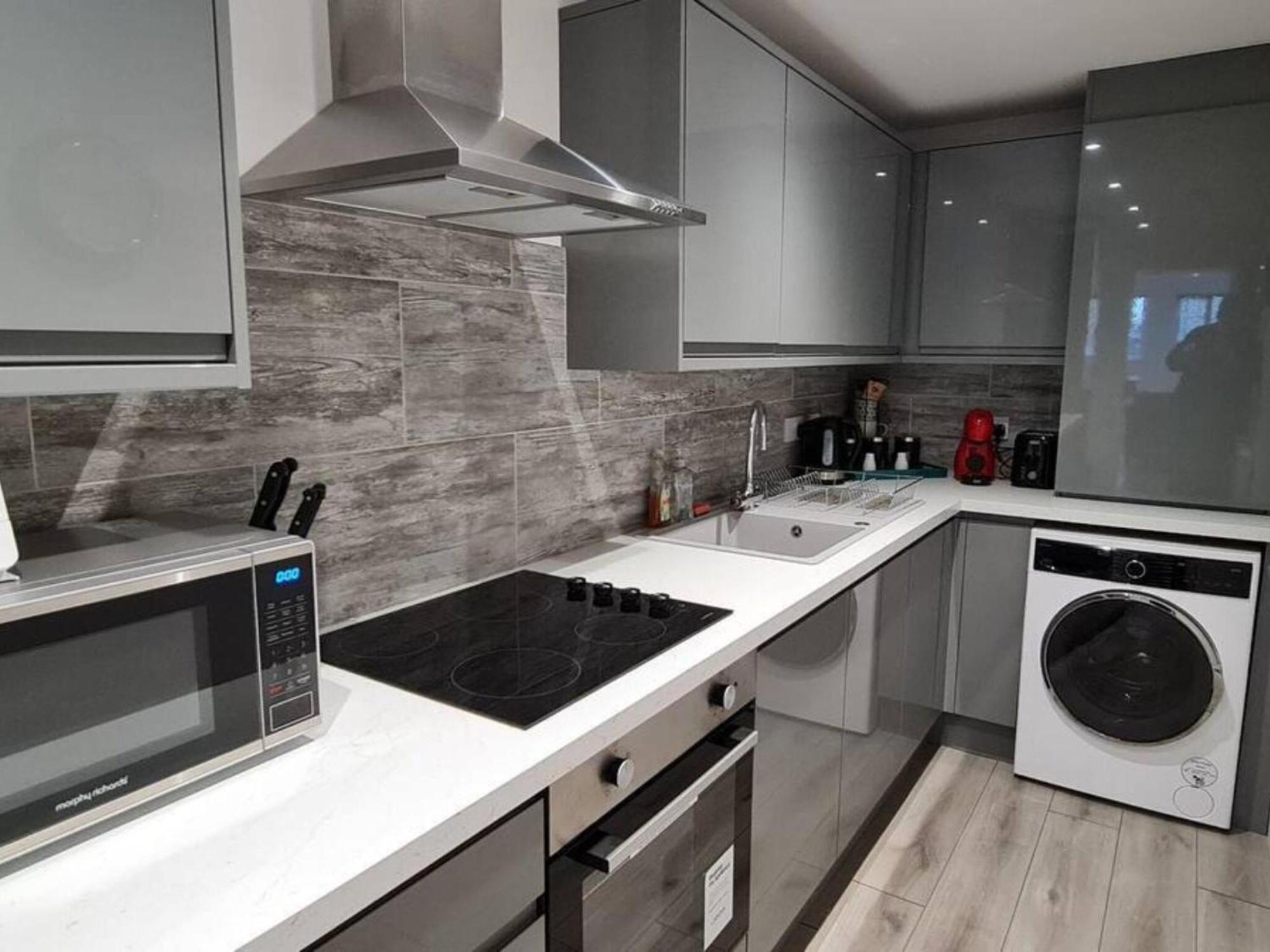 The Ecclesian Deluxe Apartments Near Trafford Centre Eccles Train Station Manchester Eksteriør billede